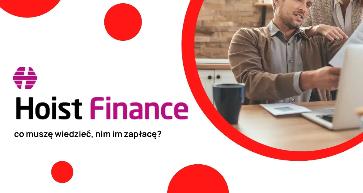 Para analizuje dokumenty z Hoist Finance. Czerwona skarbonka sugeruje oszczędzanie.
